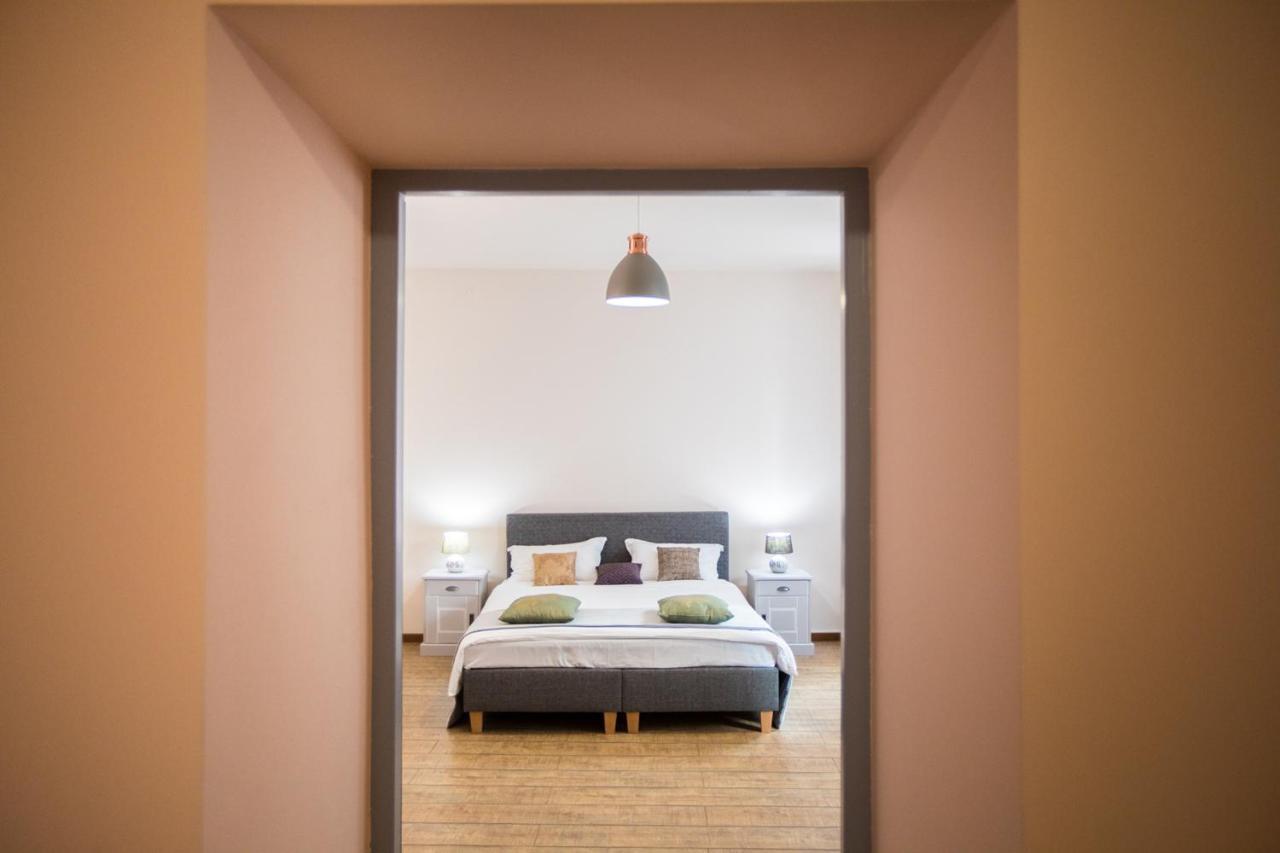 Quarisma Apartment Sibiu Esterno foto